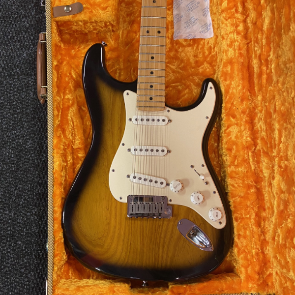 Fender, USA, Stratocaster, 50th Anniversary, Two Tone Burst, Maple Neck, Fender Cape Town